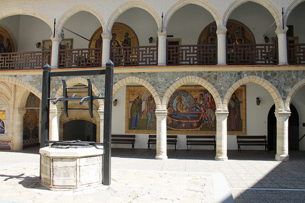 Cypr | Wstęp do klasztoru kosztuje 4,5 euro